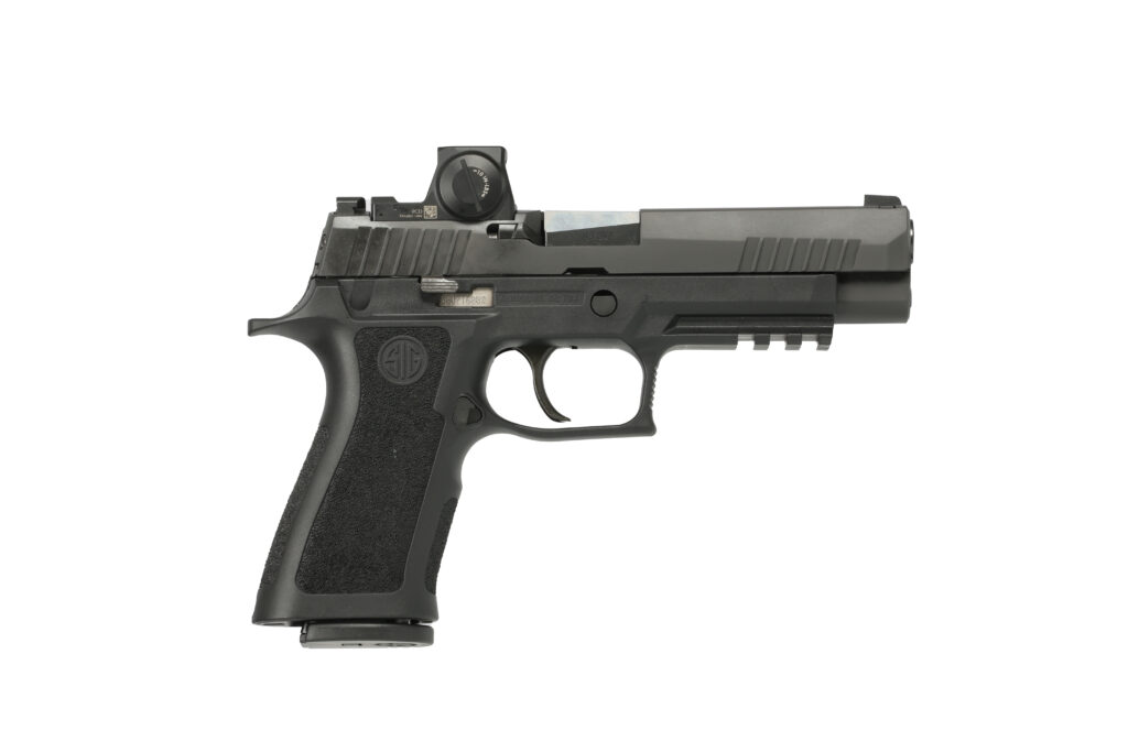 SIG Sauer P320 Full-Size .40 S&W Pistol with ROMEO-X, 4.7" Barrel, Black, 14-Round
